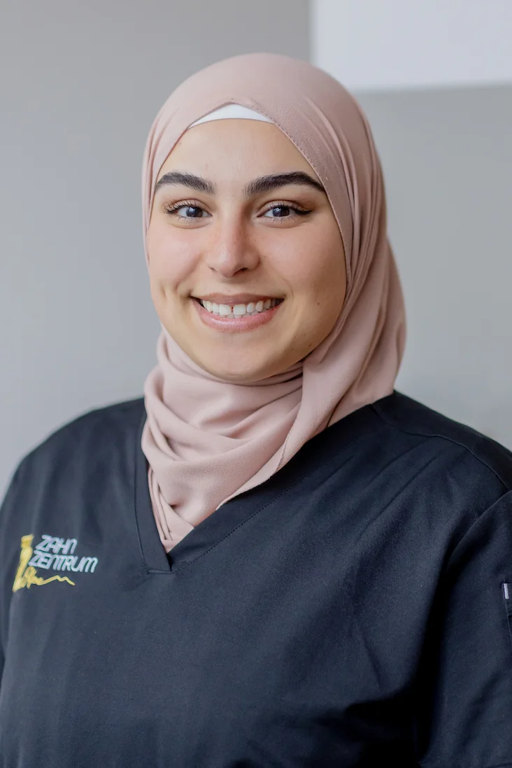 Hatice Kader | Zahnzentrum Olpe